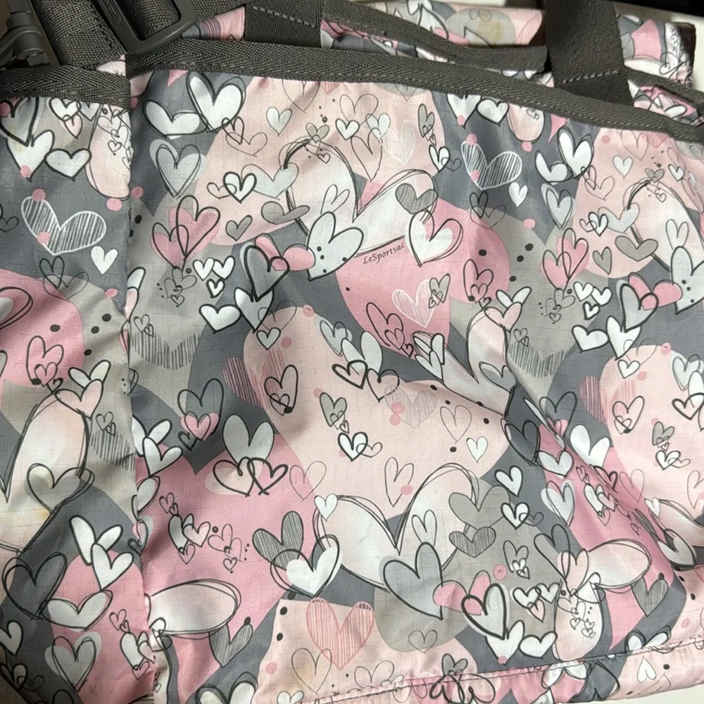 LeSportsac Ryan Diaper Bag Ryan Baby Diaper Tote Bag in Pink Gray Hearts